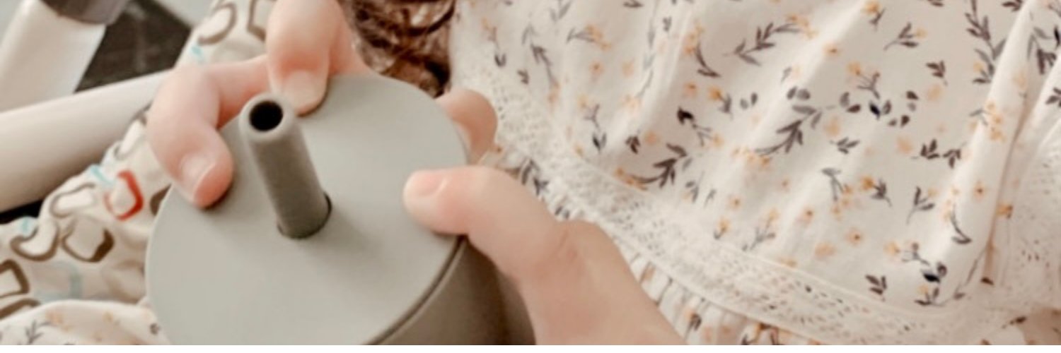cute and simple silicone baby cup